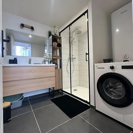 Apartment Le Loft Des Remparts - Vieille Et Parking Prive